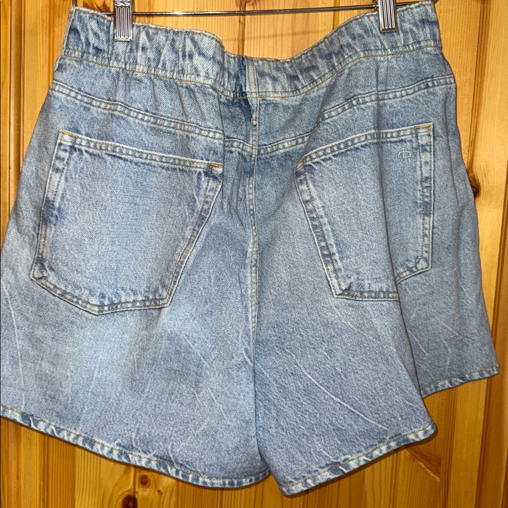 Rag & Bone Miramar walking shorts- Kacy- size large - Picture 4 of 5